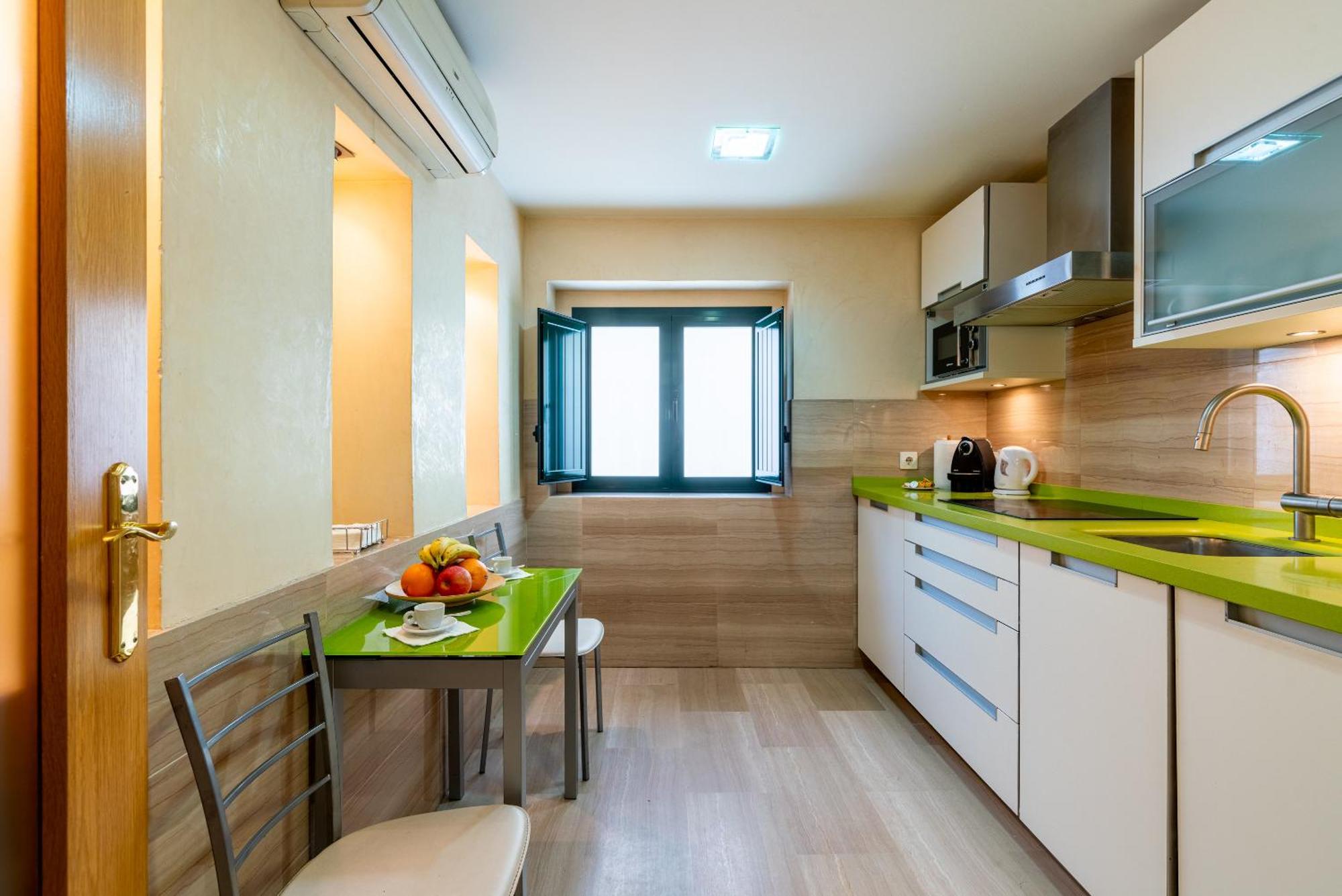 Pyl Apartamento Centro Junto Catedral Sevilla Eksteriør bilde